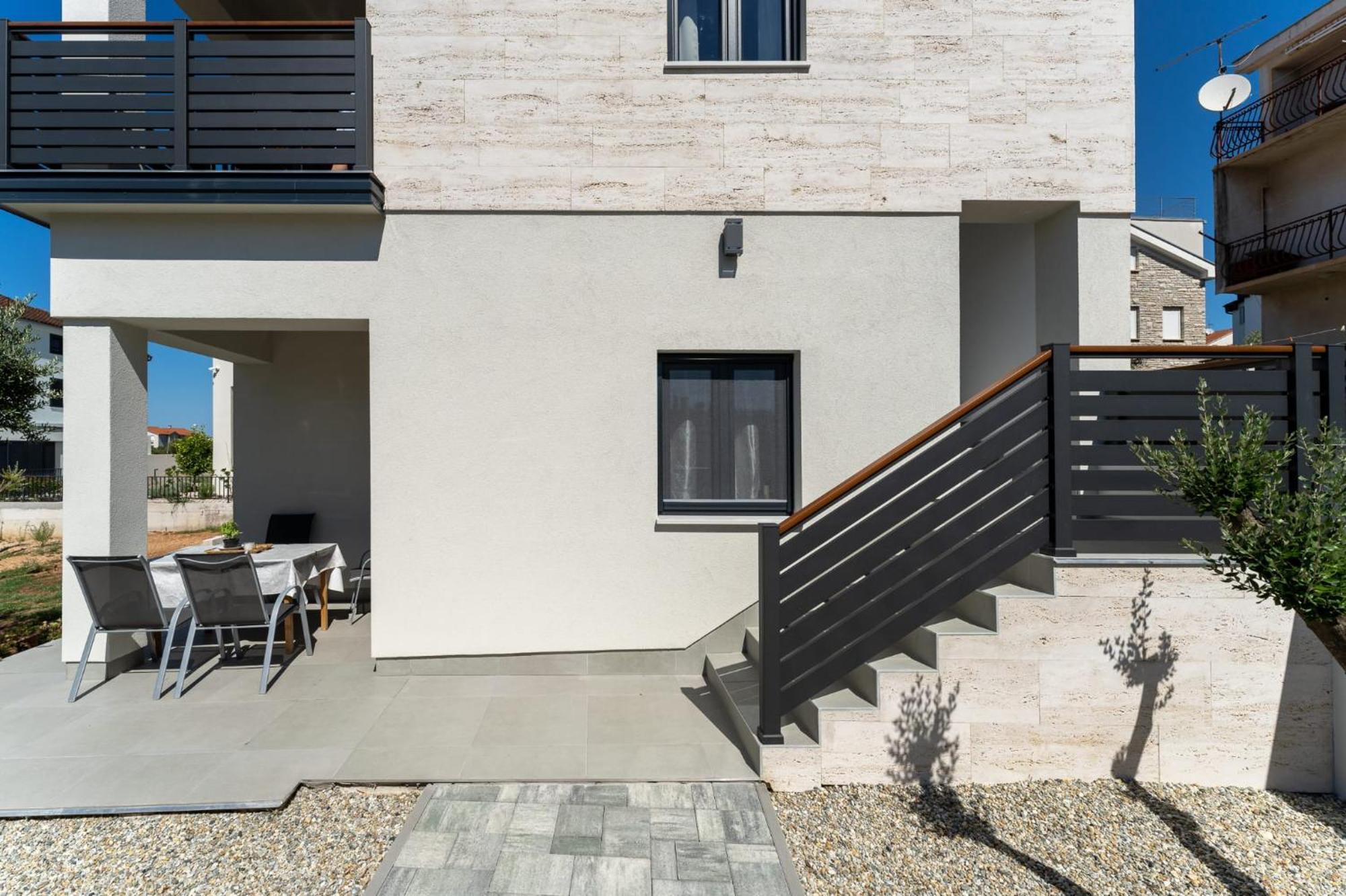 Residence Jonathan Biograd Na Moru Luaran gambar